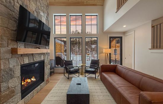 Nordfjell | Upscale 5 Bedroom, Hot Tub, Views