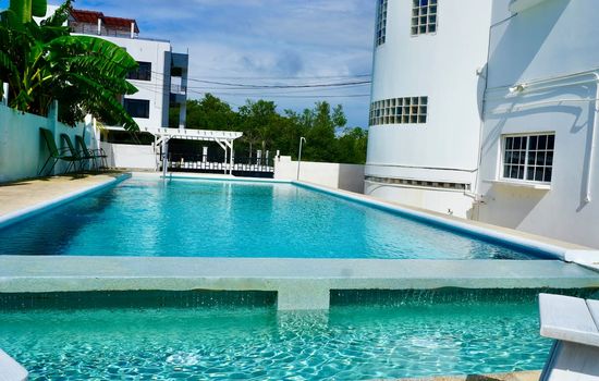 Relaxing Studio w Pool near Sea/Restaurant/Airport