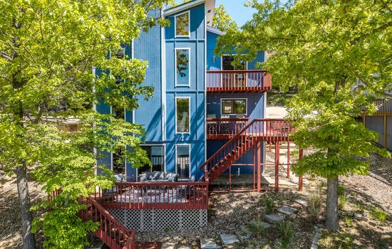 Huckleberry House cozy vacation rental at Sunrise Beach – Lake of the Ozarks