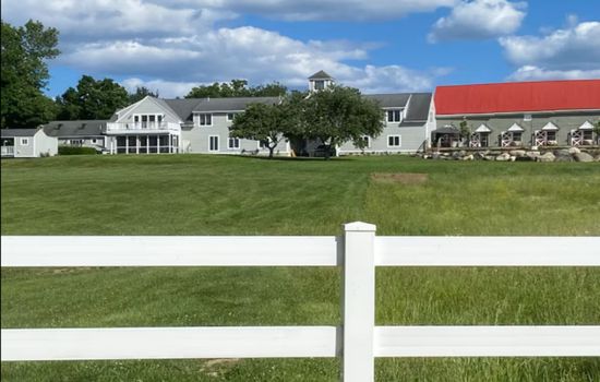 2025-04-16 09_03_15-Your space preview - Listing editor - Airbnb.png