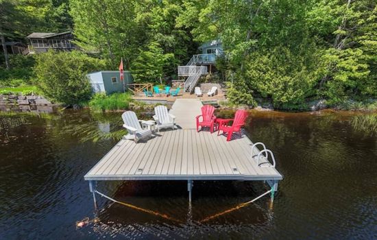 Muskoka Waterfront-Dock, Kayak, Firepit, Fireplace