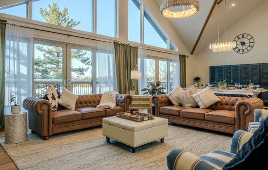 Sleeps 30 Luxury Lakefront Dock Hot Tub Sauna