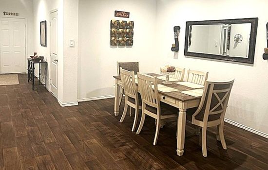 Furnished 4BR Near Hospitals w/ Workspace/Parking