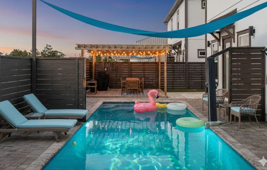 Enjoy the pool and patio day and night!