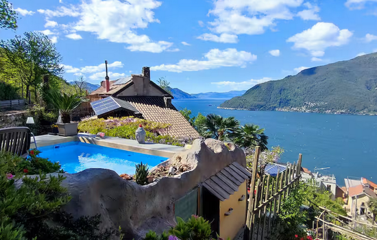 Private eco retreat for two over the "Lago Maggiore"