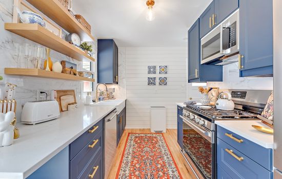 "The Garden Getaway" by Roxy Rentals | Family Fav