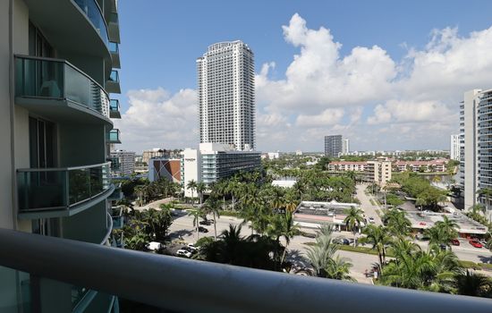 Apt w/2 Queen Beds & Canal View at Tides