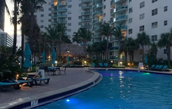 Condo w/2 Queen beds & Ocean View | Tides