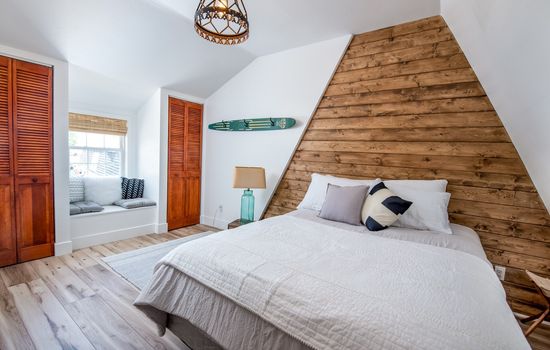 NEW! ❤️ The Pointe House ❤️ LAKE VIEW & BOAT DOCK