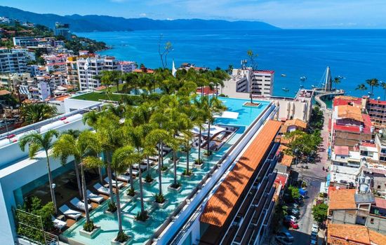 Pier 57 is a state of the art building that is 1.5 blocks from the beach.