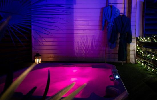 Villa Eden Bleu - Romantische Atmosphäre mit Jacuzzi 10 min vom Ozean entfernt