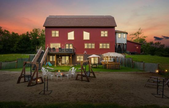 Barndo w/ a Beach, Golf Sim, Slide, HotTub, Sauna!