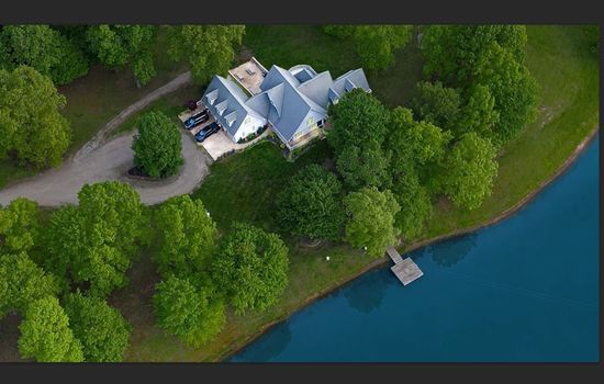 Private Lake! Sports Arena|Sleeps 30|Movie Theater