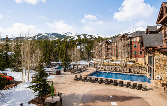 Ski-in/Ski-out Grand Timber Lodge