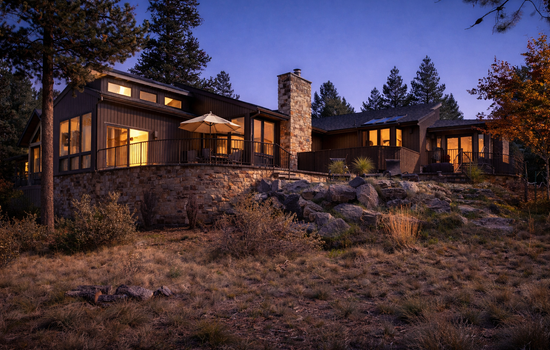 sunriver-luxury-lodge-exterior.jpg