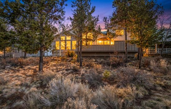 sunriver-luxury-lodge-exterior.jpg