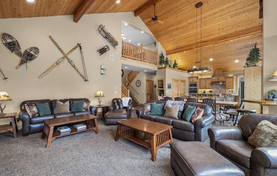 Elkhorn Lodge