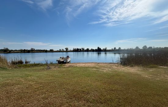 3 Pines Private Lake rental