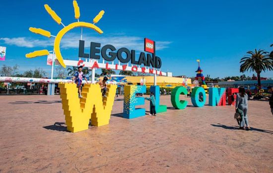 Just a short 15 minute drive, LEGOLAND California is a must-visit for families and LEGO lovers alike! ✨