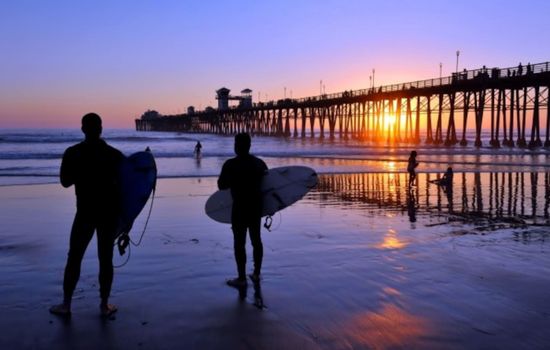 Just a 15 minute drive to enjoy a classic SoCal beach day in Oceanside—surf, stroll the iconic pier, or grab fresh seafood by the water. ‍