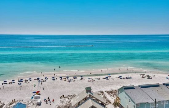 June White Beach is less than a mile away! The "white" sand lives up to its name—your feet will love it.