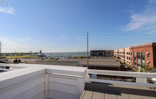 Cedar Point Fall Stay | Rooftop Lake Views