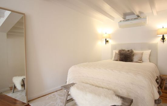 Schicker urbaner Rückzugsort in der Innenstadt, Balkon und Ausblick