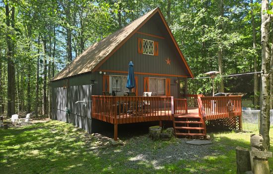 View of the house - Arrowhead Lake - Serhii Vacation Rentals