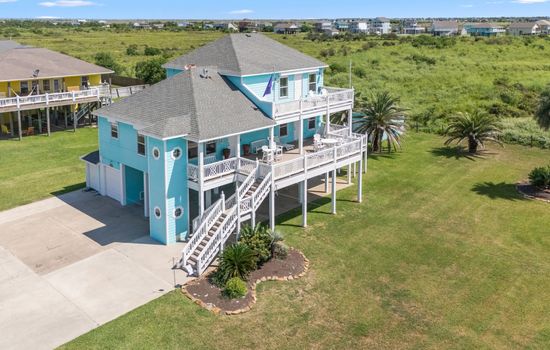 Beach Views, 3 King Suites,  15 Guests - Sunzout
