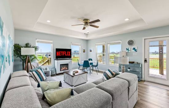 Hot Tub, Pet Friendly, 4Bdr/2Bth, - Aqua Vista