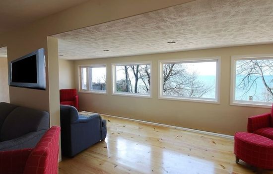 Lake Access Retreat | Pet Friendly | Fire Pit