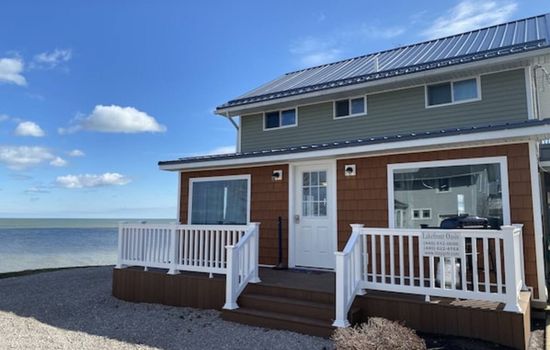 Lakefront Pet-Friendly Home by Winery & Beach