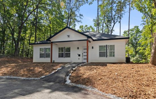 Jade Retreat - Cozy home in Lake Hartwell