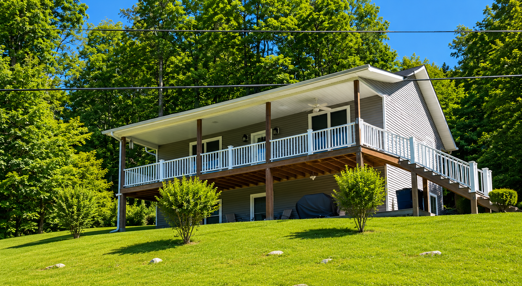 Fall Special! 4+nights @ 15% off Sleeps10|Lakefront | Hot tub|Quiet Cove| Dock