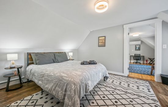 Your private bedroom on the 2nd floor.