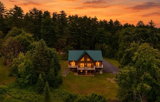 Lovell Lookout | Mt. Views, Hot Tub, Movie Theater