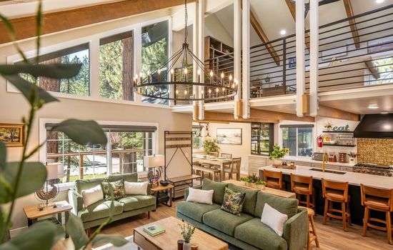 Maverick's Peak, Game Room, Spa, 5 Bed 5 Bath Pet!