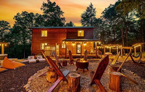 National Forest Oasis: Hot Tub+Lake+Creek+Trails