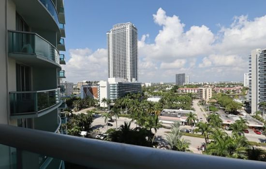 Komffy Apt w/2 Queen Beds & Canal View at Tides