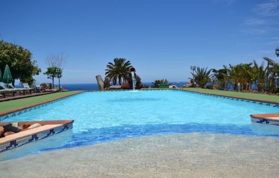Villa mit Meerblick, für 10 Personen C03GC