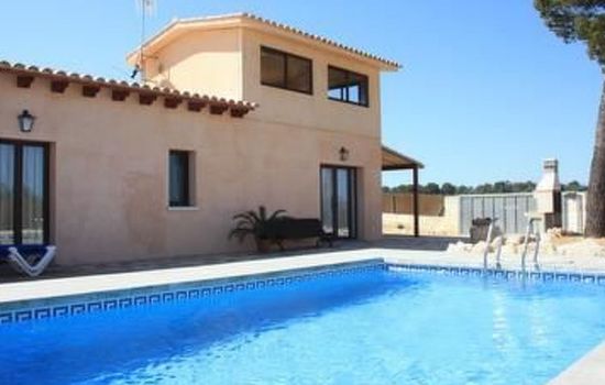 Ländliche Finca mit eigenem Schwimmbad