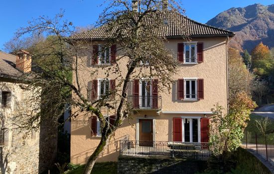 Al Sciresée House, am Fuße des geschützten Waldes