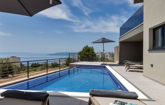 Villa Vip in Makarska mit beheiztem Pool und 4 Schafzimmern