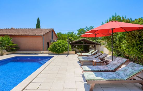 Sabina mit zwei Ferienwohnung und Pool
