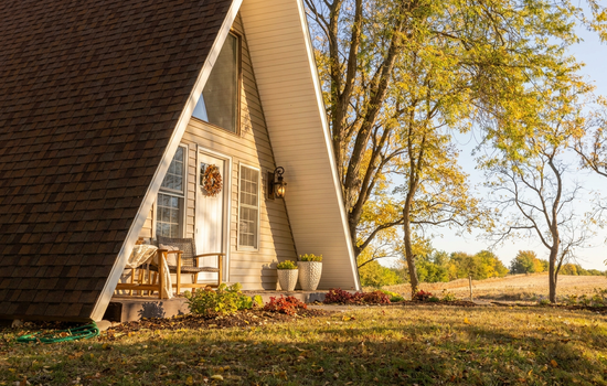 Hidden Grove is a magical place. A calm, resorative space great for relaxing, disconnecting from every day stresses and connecting with loved ones.
