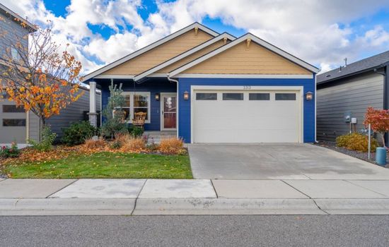 Gated Retreat, Sleeps 8, Professional Kitchen, Fireplace, DreamCloud Mattresses