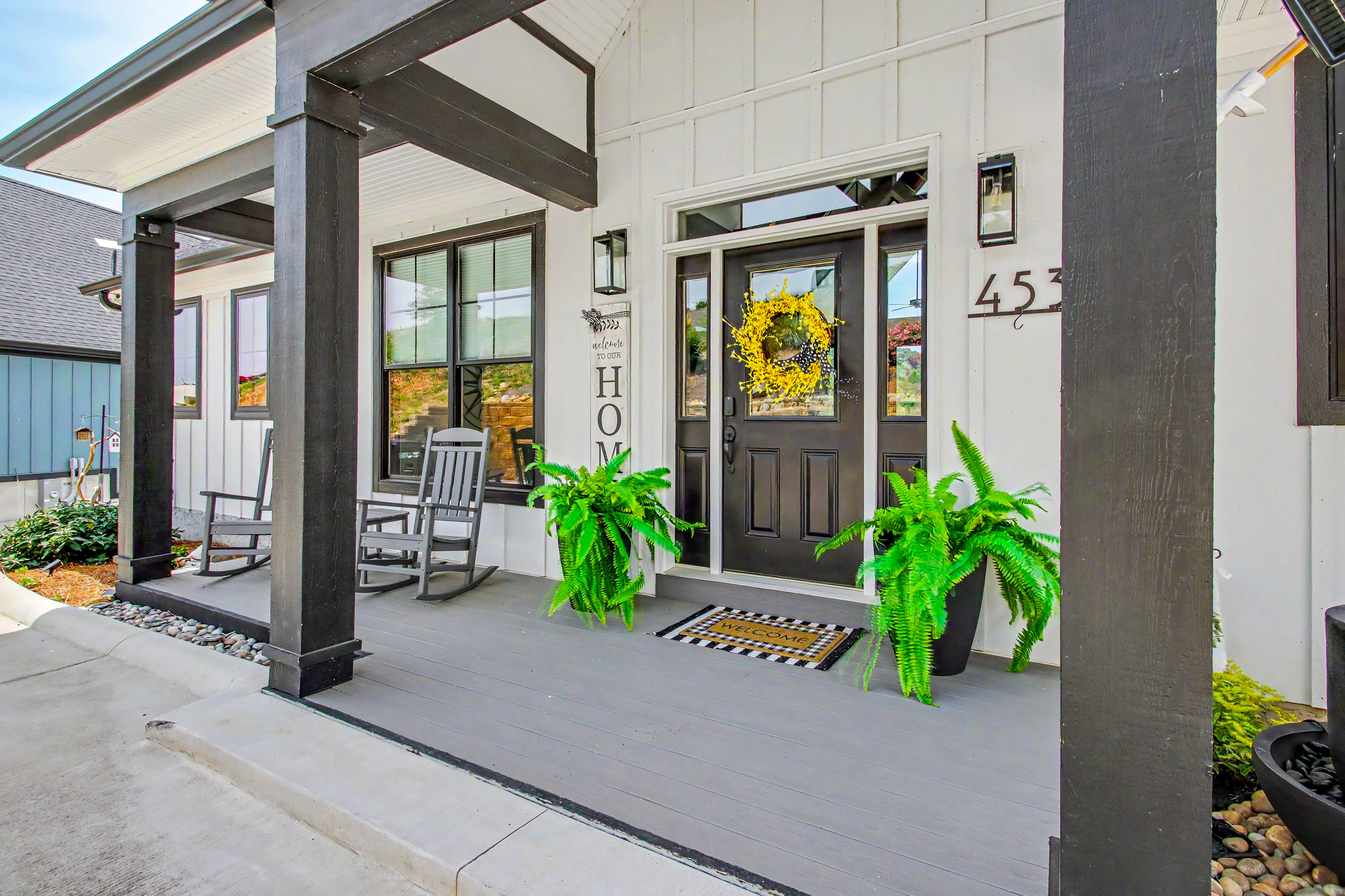Fall Special! 15% off 4+ nights Knot Working | Lakefront Lux| Sleeps 14 | Dock