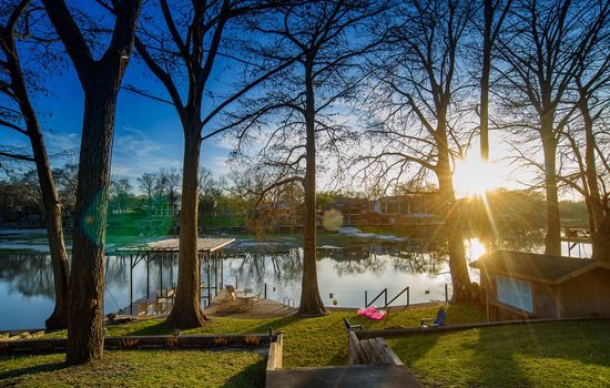 Three Oaks Retreat