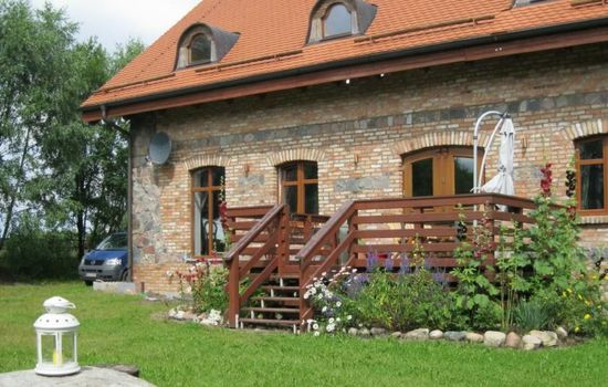 in Szopa mit Garten und Terrasse
