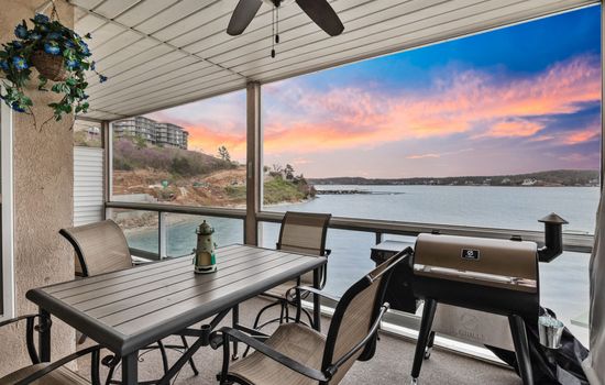 01-204 Emerald Bay Dr - 30.jpg
